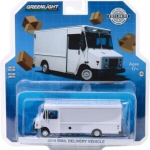 Greenlight 30097 2019 Mail Delivery Vehicle White Hobby Exclusive 1/64 Scale