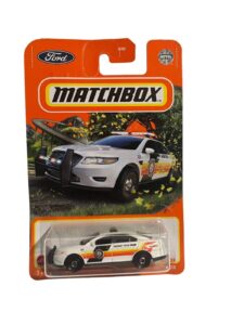 matchbox ford police interceptor 42/100 (white)