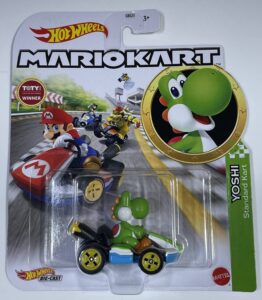 hot wheels - mario kart - yoshi standard kart - 2022 - mint/nrmint ships bubble wrapped in a box