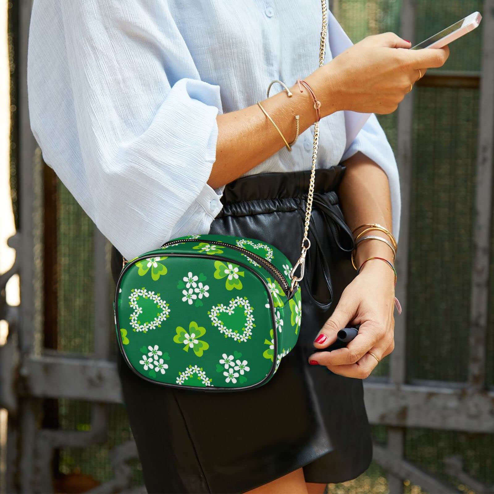 Crossbody Bag for Women St Patrick's Day Shamrock Flower Shoulder Bag with Chain Strap and Tassel