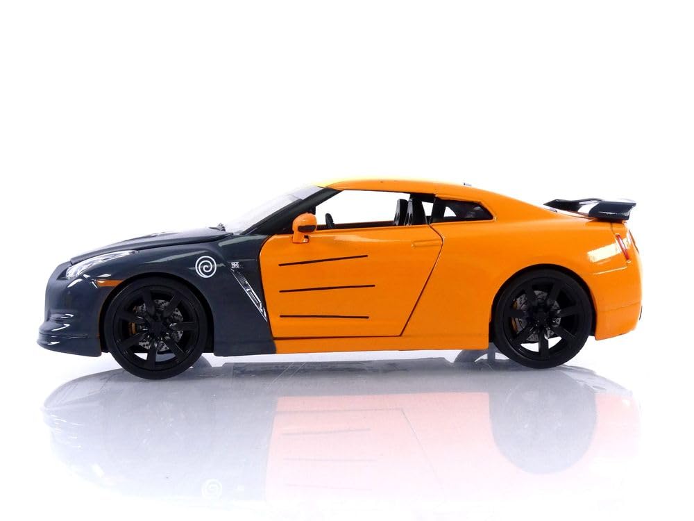 Naruto 1:24 2009 Nissan GT-R(R35) Die-Cast Car & 2.75" Naruto Figure, Toys for Kids and Adults