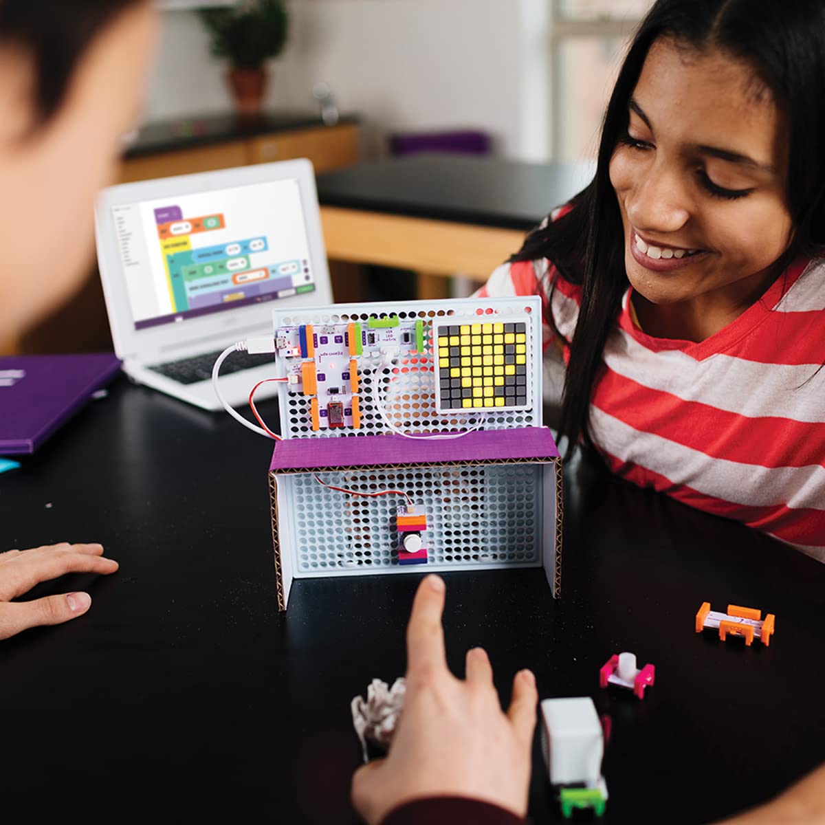 littleBits Education Code Kit - Coding and Electronics Kit for Ages 8+ - Learn Coding & Electronics with Hands-On Activities - Make Inventions and Create Games - Ideal for Classroom and Home Learning