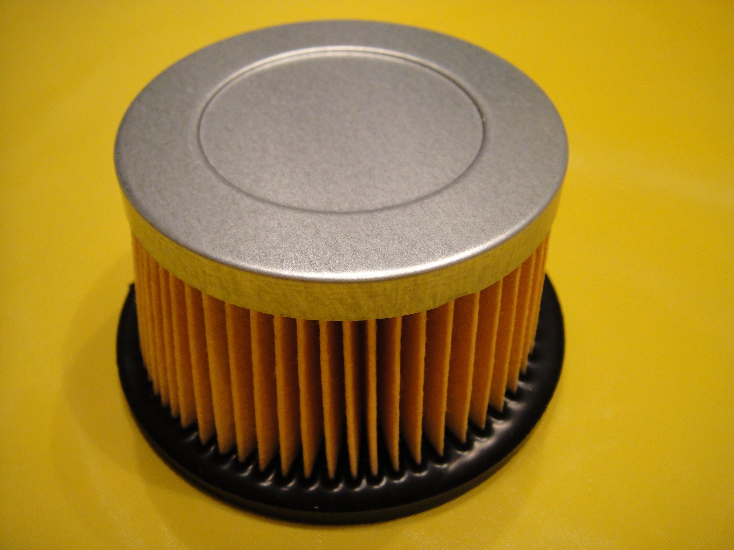 Western Auto Outdoor Air Filter WA-070 Fits 3 – 8 HP vertical & horizontal engines LAV, H, HS, HH, VH, HM, V40-70, HS30 series 3-5/8” OD x 2-1/4” ID x 2” H Replaces: Cub Cadet 488619R1 Cub Cadet TC30727 John Deere AM30900