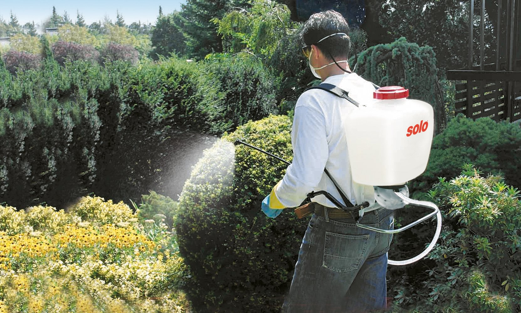 Solo 475-B-DELUXE 4-Gallon Professional Backpack Sprayer