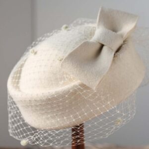 Pillbox Hat Fascinator Beret Wedding Party Top Hat Church Wool Hat for Women (Ivory)