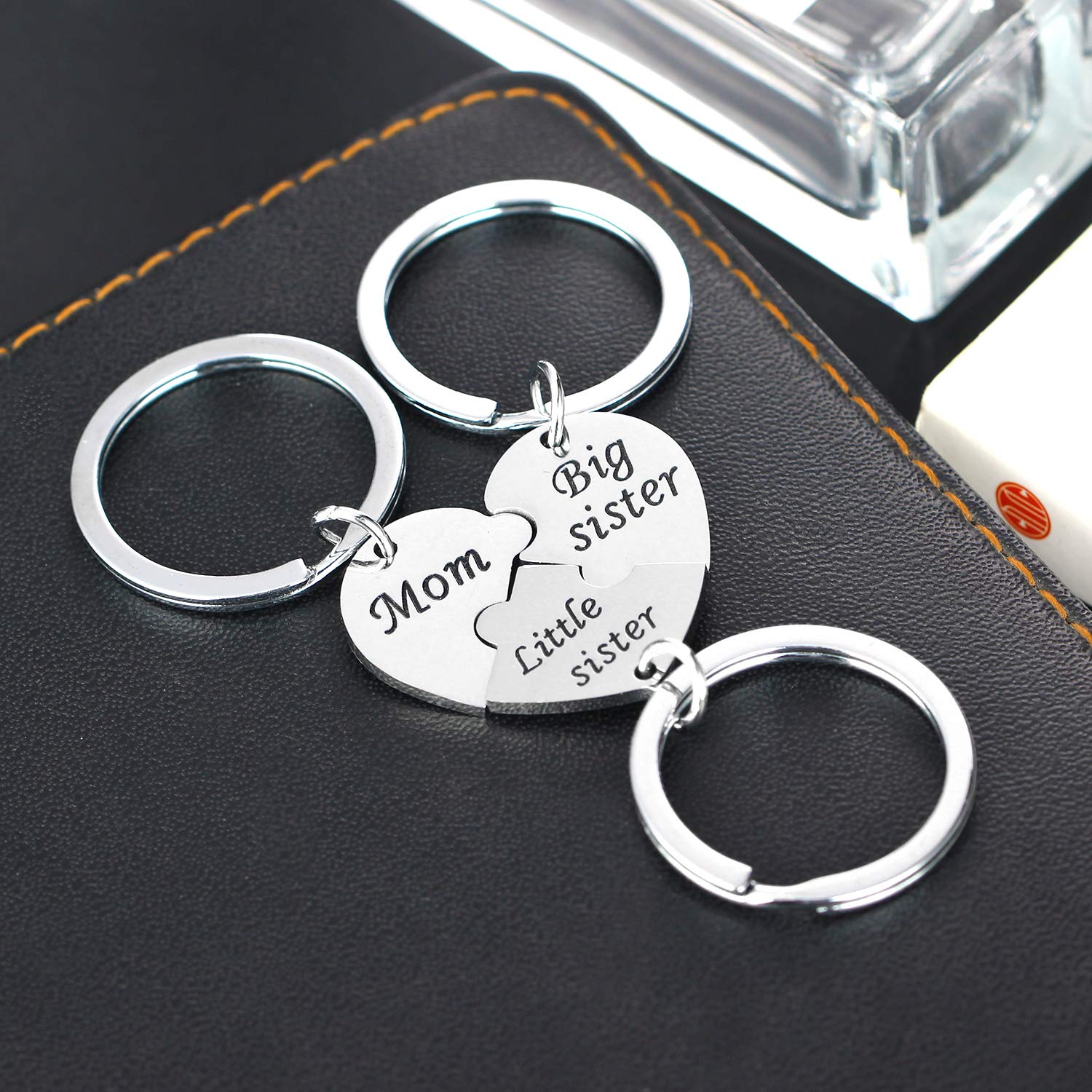 YEEQIN 3PCs/Set Mom Big Sister Little Sister Keychains Set Mother Daughters Matching Heart Pendant Jewley Set