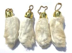 dangerous threads rabbit rabbits foot keychain snow white with gold chain 4 pieces