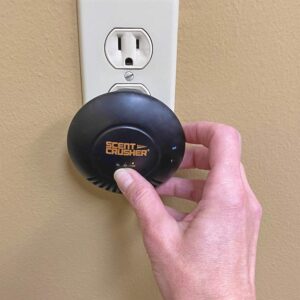 Scent Crusher Halo Series Room Clean - Releases Ozone to Remove Unwanted Odors in Rooms up to 500 sq. ft, Plugs into Any Standard 110-Volt AC Outlet, Adjustable Timer: 30, 60 or 120 Minutes