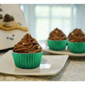 Cupcake Liners Green,GOLF Standard Size Green Foil Cupcake Liners Wrappers Metallic Baking Cups,Muffin Paper Cases, 100 Pack