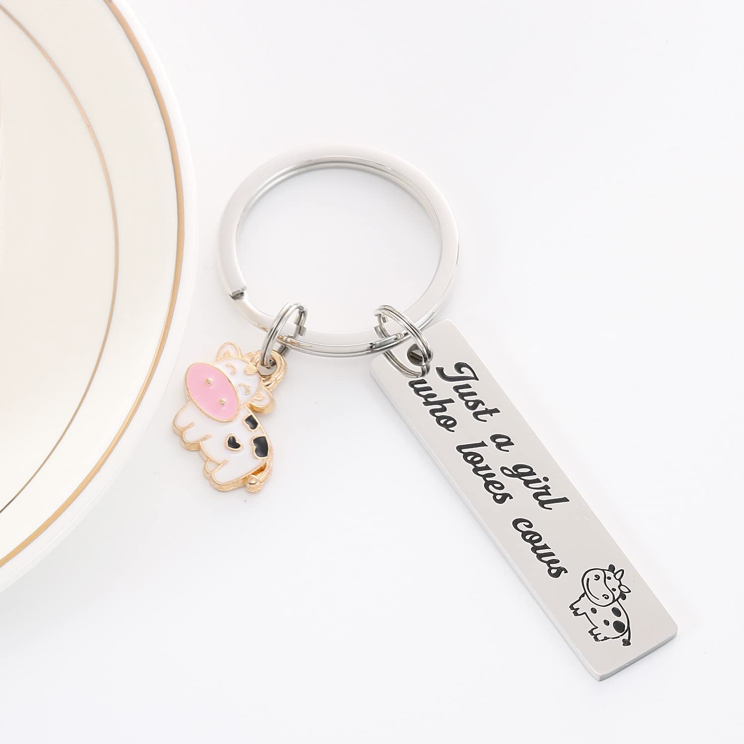 HUTIMY Cowgirl Gifts Keychain For Women Cow Girl Accessories Just a Girl Who Loves Cows Key Chain Cow Girls Stuff Keyring Cowgirl Jewelry