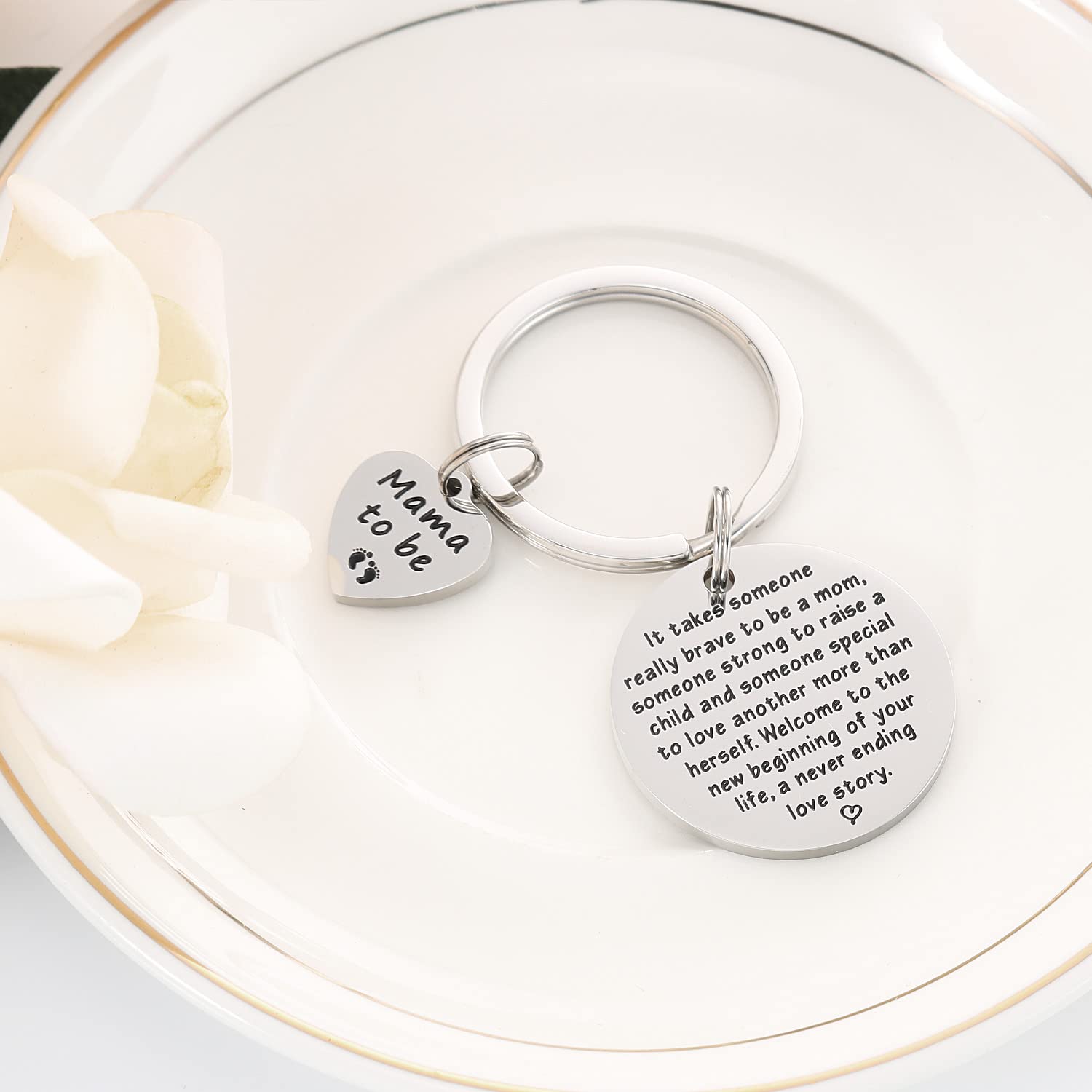 HUTIMY Mom To Be Keychain Gifts For Women Her Funny 2023 2024 First Time Mom Pregnant Mother Presents Ideas Mama To Be Keychain Mother To Be Keychain