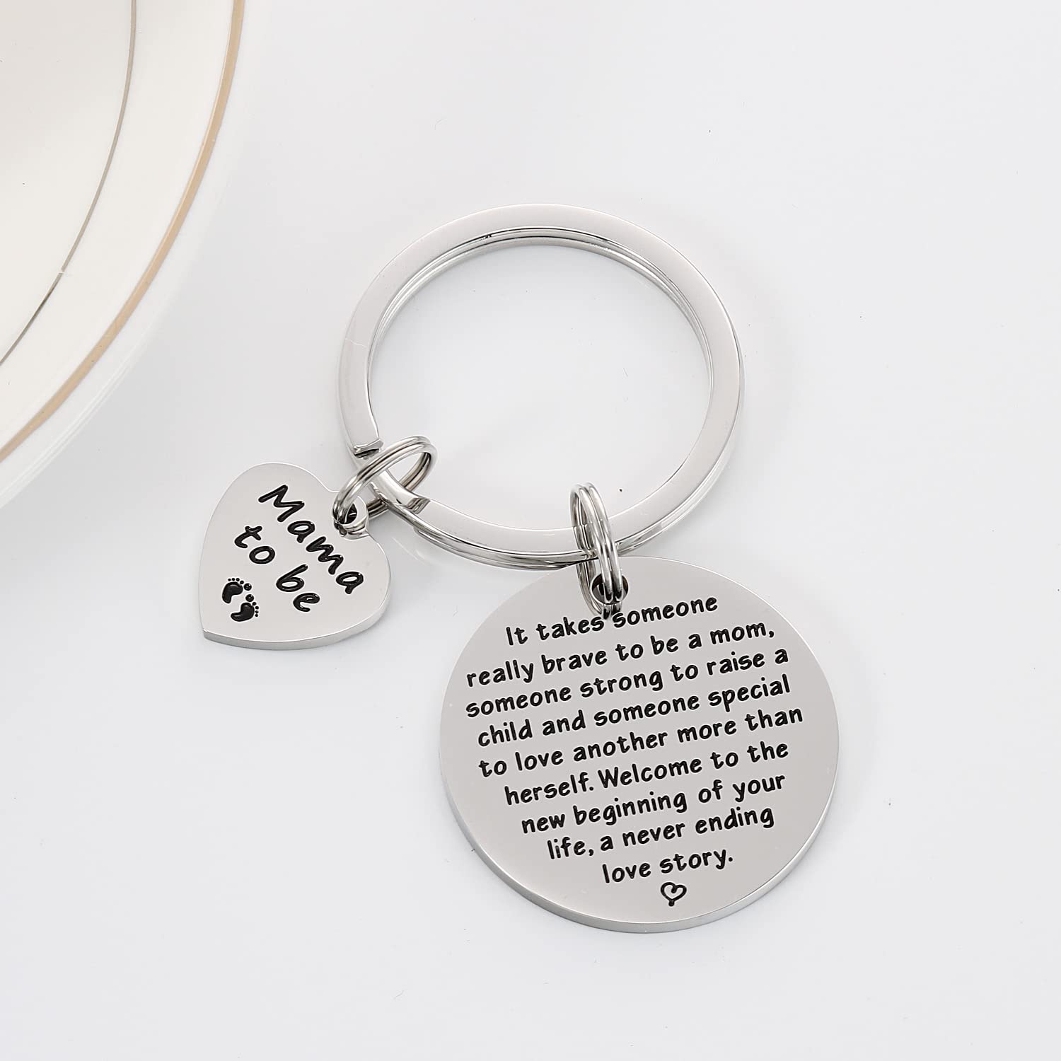 HUTIMY Mom To Be Keychain Gifts For Women Her Funny 2023 2024 First Time Mom Pregnant Mother Presents Ideas Mama To Be Keychain Mother To Be Keychain