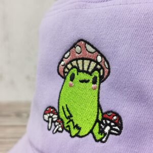 Enodtter Embroidered Frog with Mushroom Bucket Hat for Women Girl Men Kids, Light Purple Embroidery Beach Hat Outdoor Summer Travel Fisherman Cap