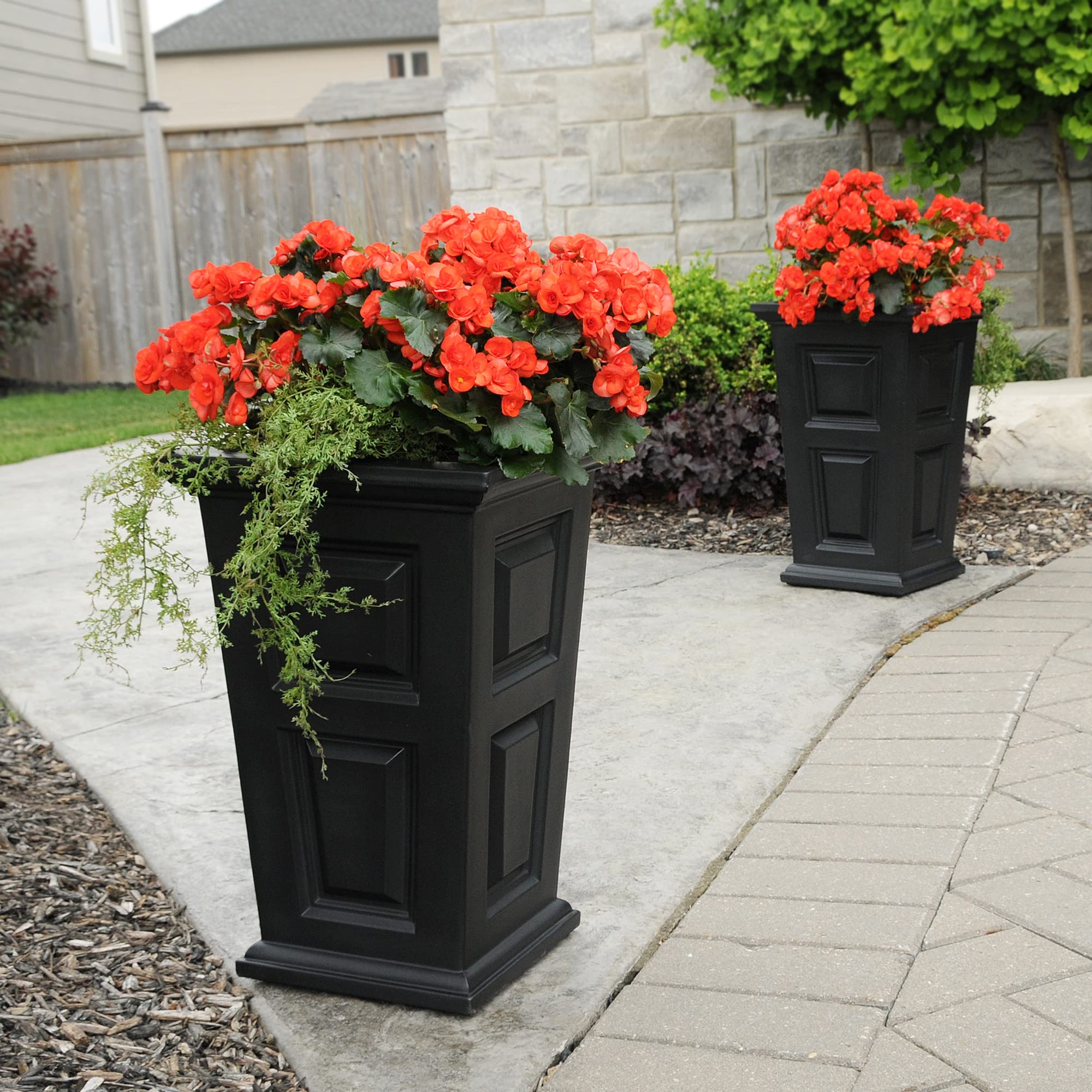 Mayne Wyndham 24in Tall Planter - 2 Pack - Black - Built-in Water Reservoir (7829-B)