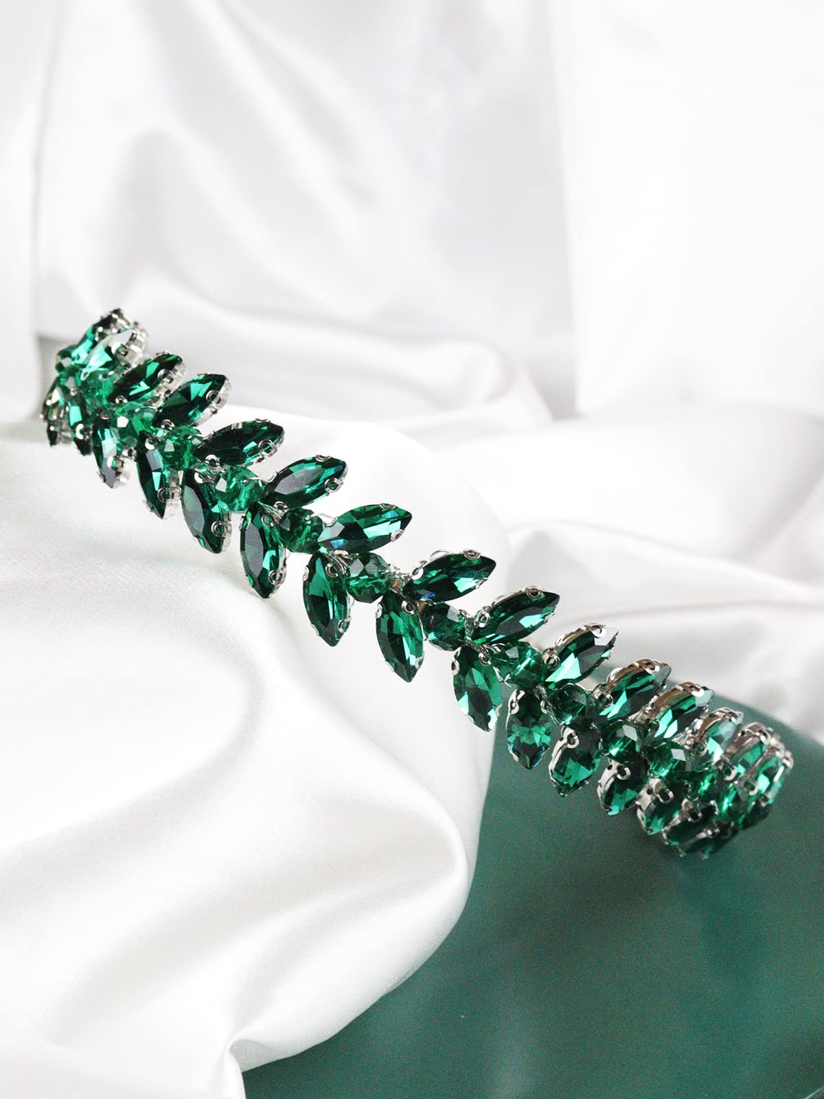 Brihasory Green Rhinestone Headband Wedding Hair Accessories for Brides Tiaras for Women and Girls Goddess Costume Hair Decoration Party Prom Bridesmaid Gifts