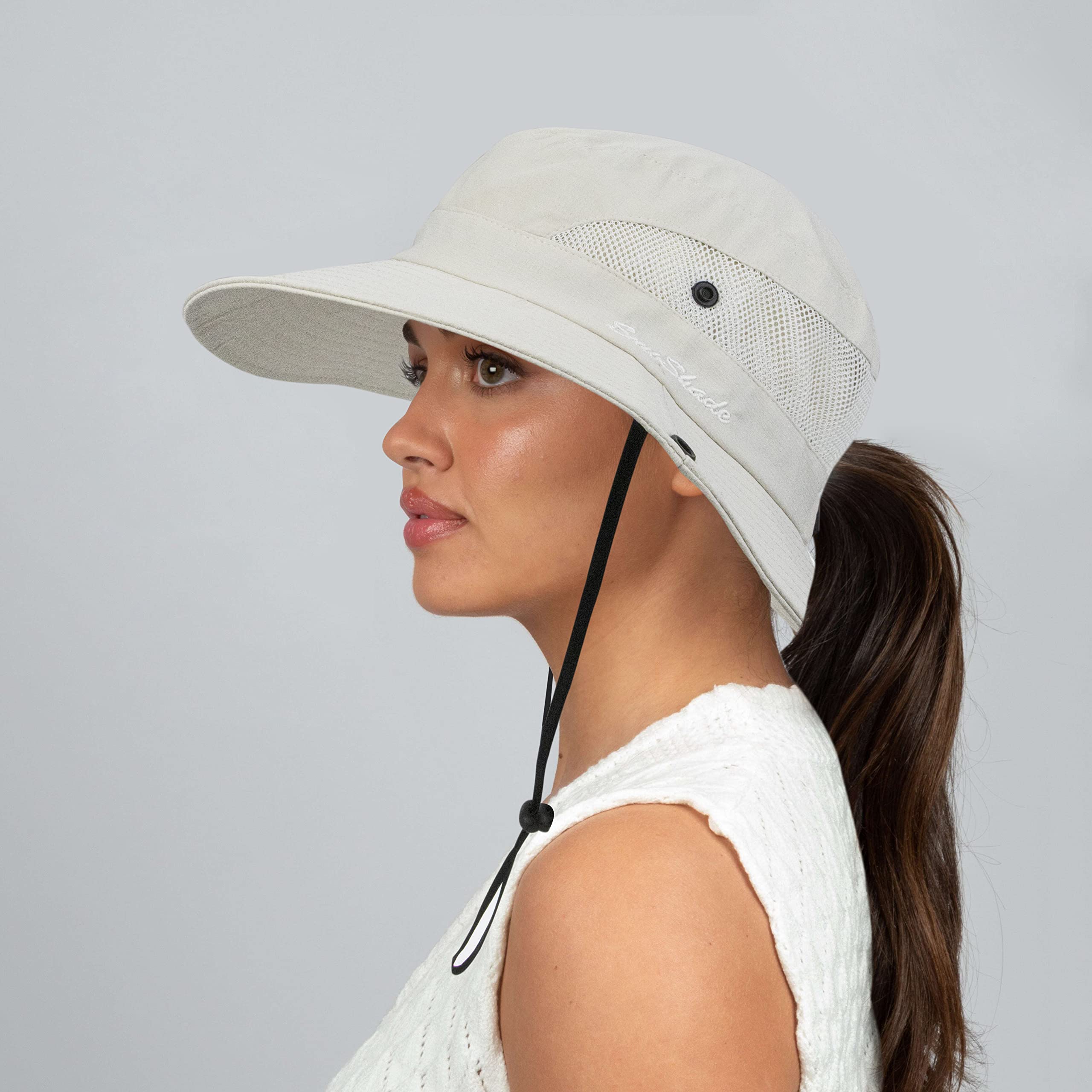 Sun Hat for Women Summer UV Protection Beach Hat Wide Brim Mesh Bucket Fishing Hat with Ponytail Hole Foldable Packable Hat Beige