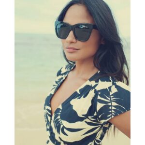 I-SEA Women's Sunglasses - Billie (BLACK/SMOKE POLARIZED)