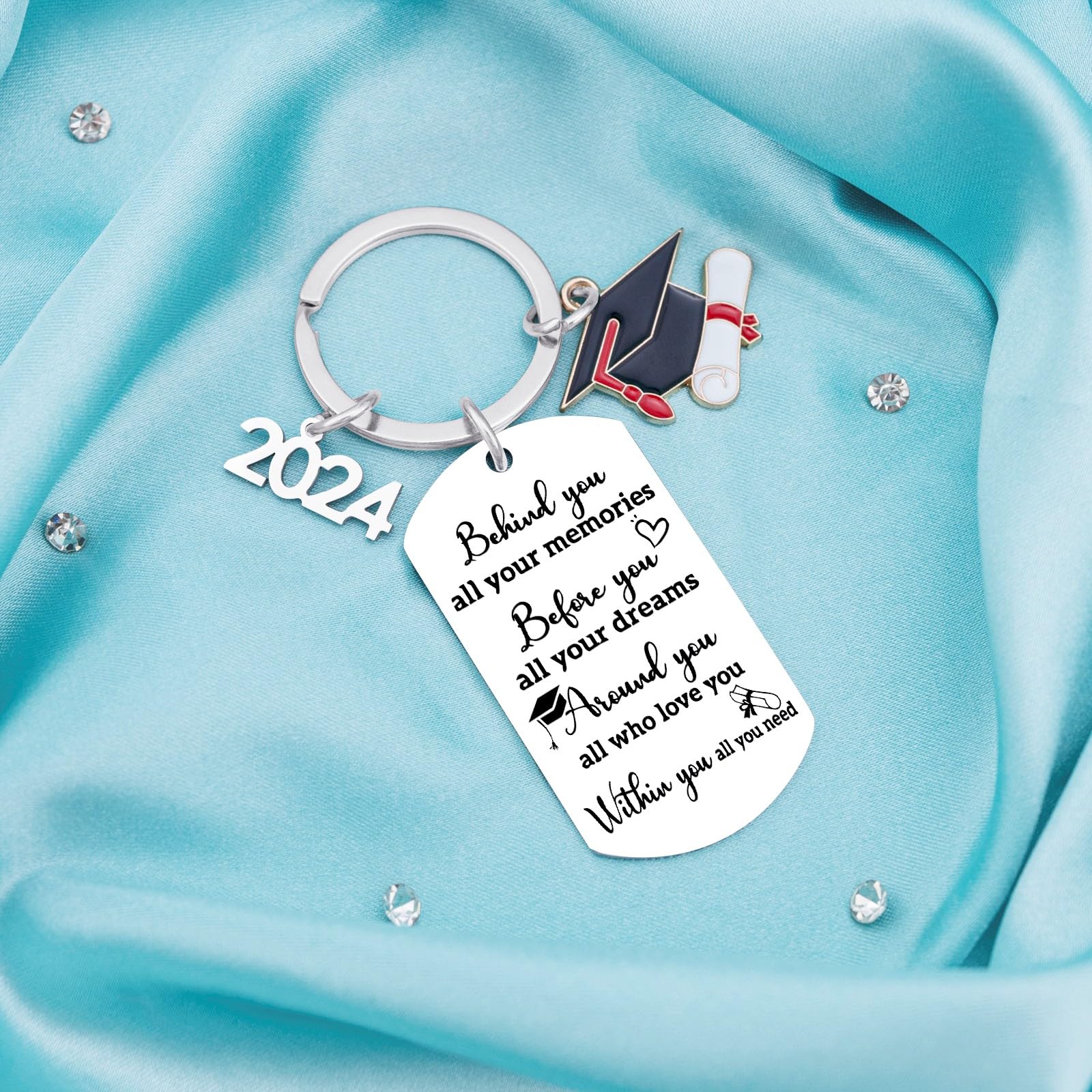 Graduation Gifts for Her Him Class Of 2024 Graduation Keychain for University College Middle High School Graduate Souvenir for Senior Students Nurse Masters Degree School Student Teen Girls Boys