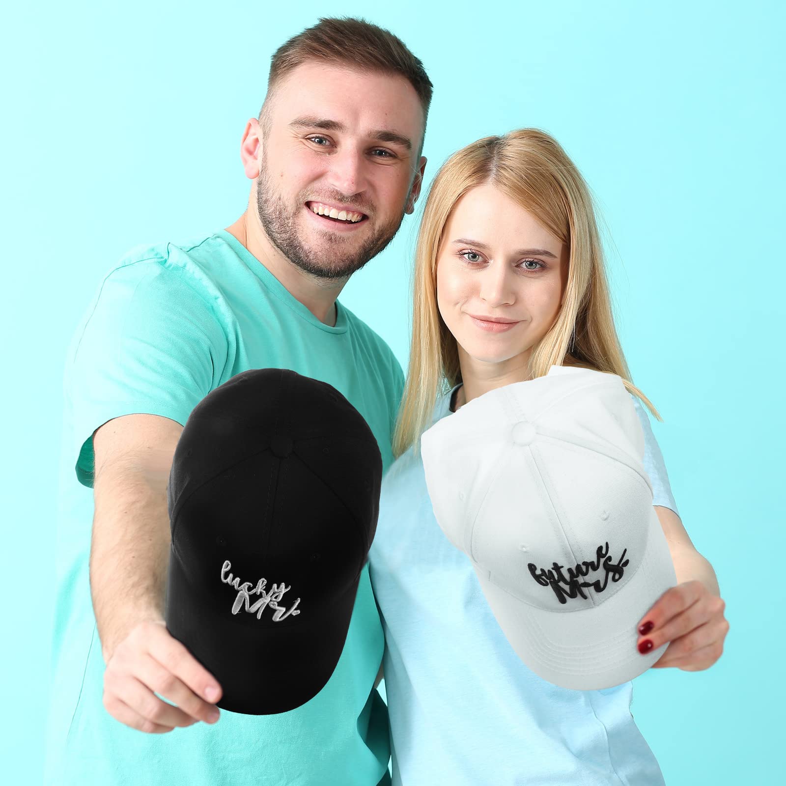 Retisee 2 Pieces Mr and Mrs Hats Future Bride Caps Gifts Baseball Caps Mr and Mrs Groom Gifts Honeymoon Cotton Wedding Party Gifts Matching Baseball Caps for Couples, Black, White