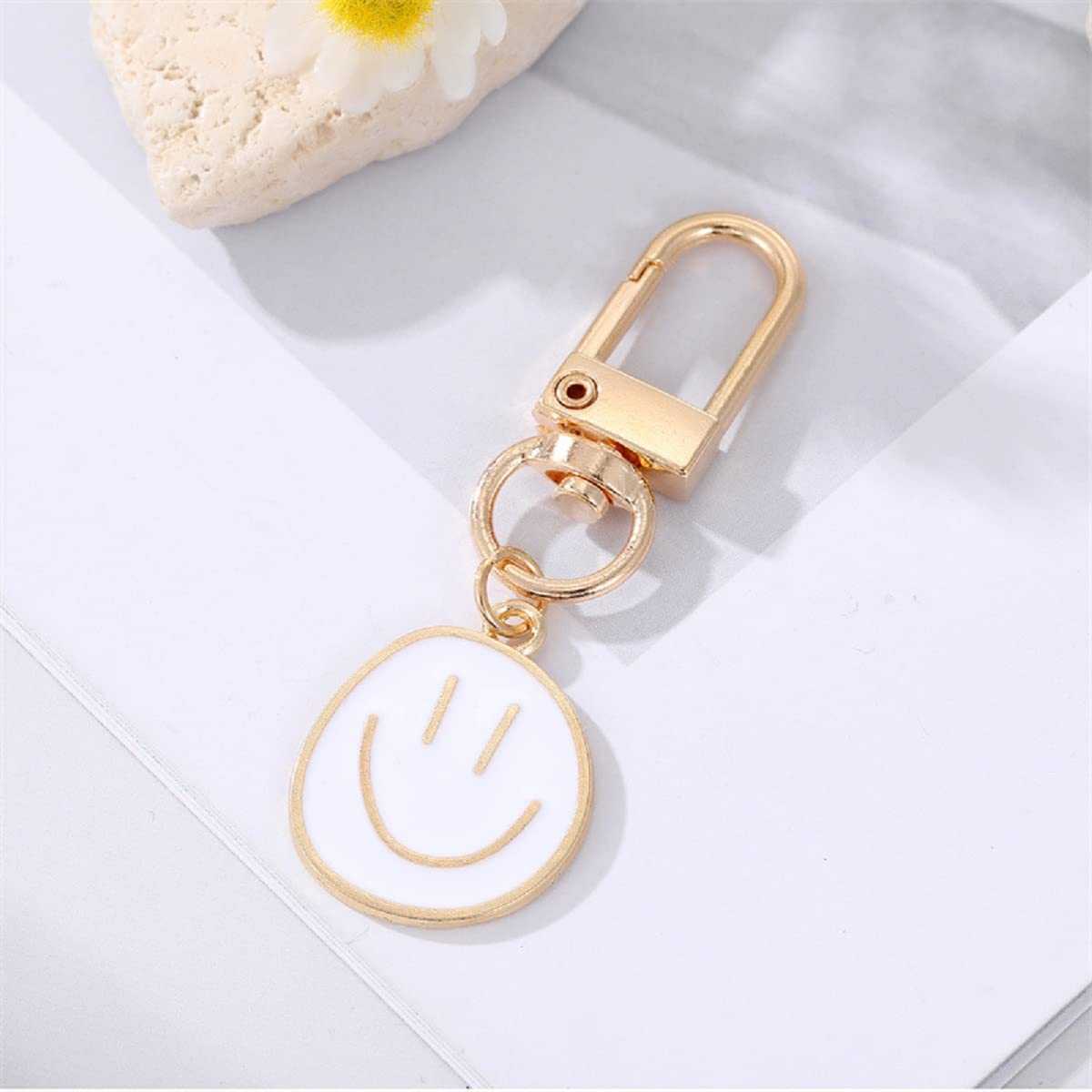 CHENXIKK 5Pcs Smile Expression Keychains for Women Cute Handbag Key ChainCar Key Pendant For Earphone Case Purse Decoration