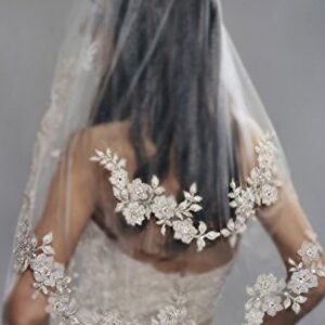 Pefantal Short 2 Tier Wedding Bridal Veils With Comb for brides Ivory Soft Lace Veils(21/29inch)