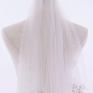 Pefantal Short 2 Tier Wedding Bridal Veils With Comb for brides Ivory Soft Lace Veils(21/29inch)