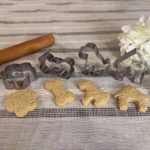 Dog Bone Cookie Cutter ANCKNE Bone Shape Cookie Cutter set Stainless Steel Homemade Dog Biscuit Treats Cutter 4 Pieces