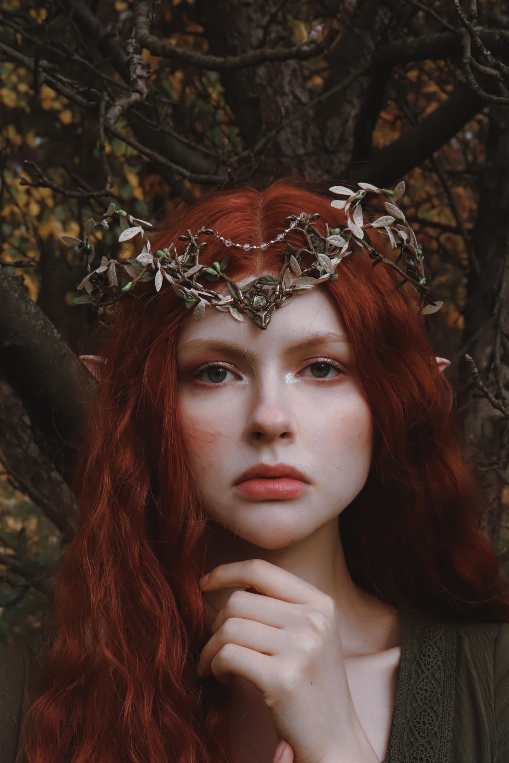 MOSTORY Handmade Forest Leaf Crown - ELf Woodland Hadpiece Fairy Green Branch Tiara Elven Vine Circlet with Rhinestone Tassel for Renaissance Party Cosplay Halloween Photo Prop