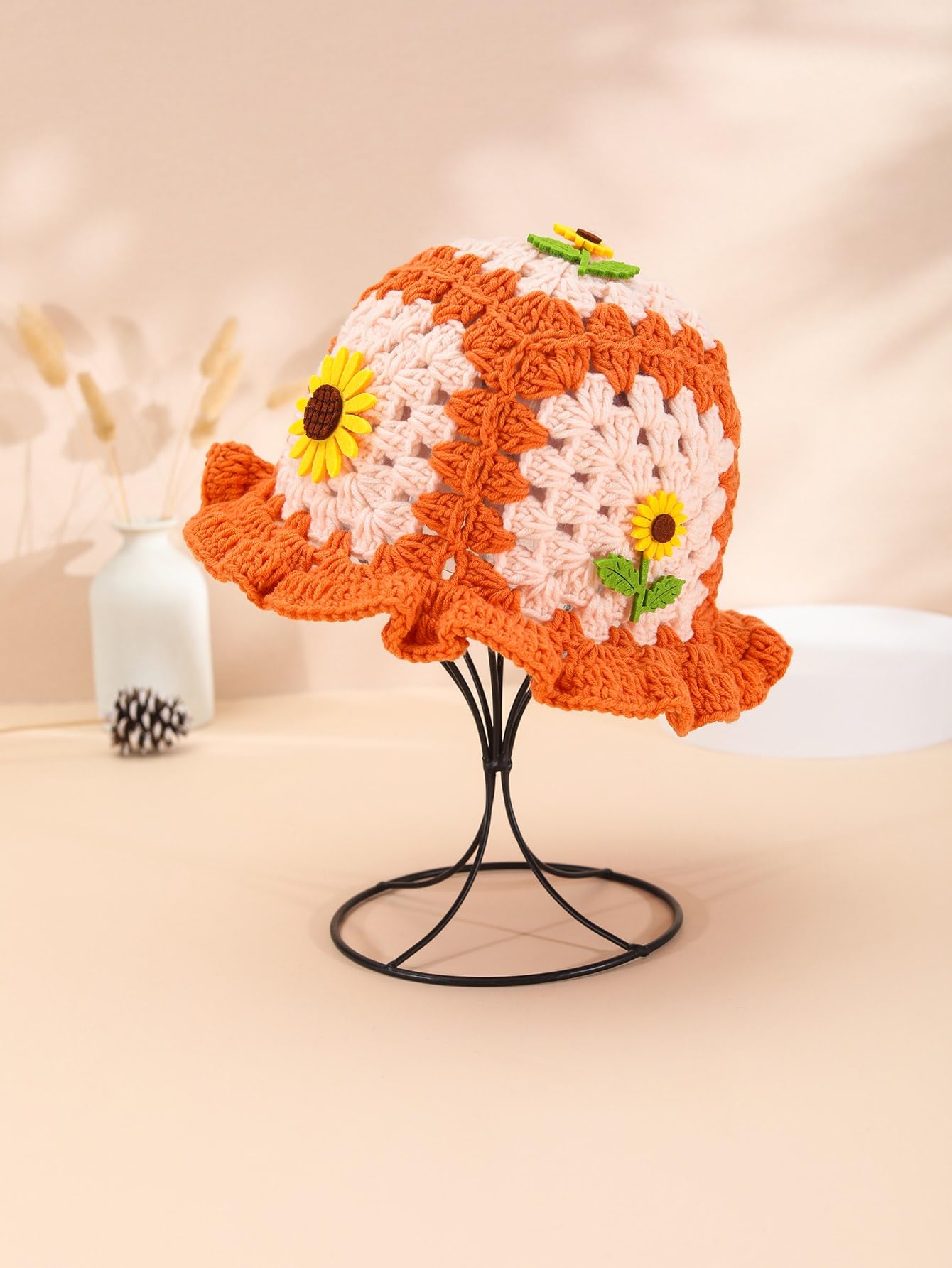 Verdusa Women's Floral Applique Crochet Bucket Hats Knit Caps Orange one-Size