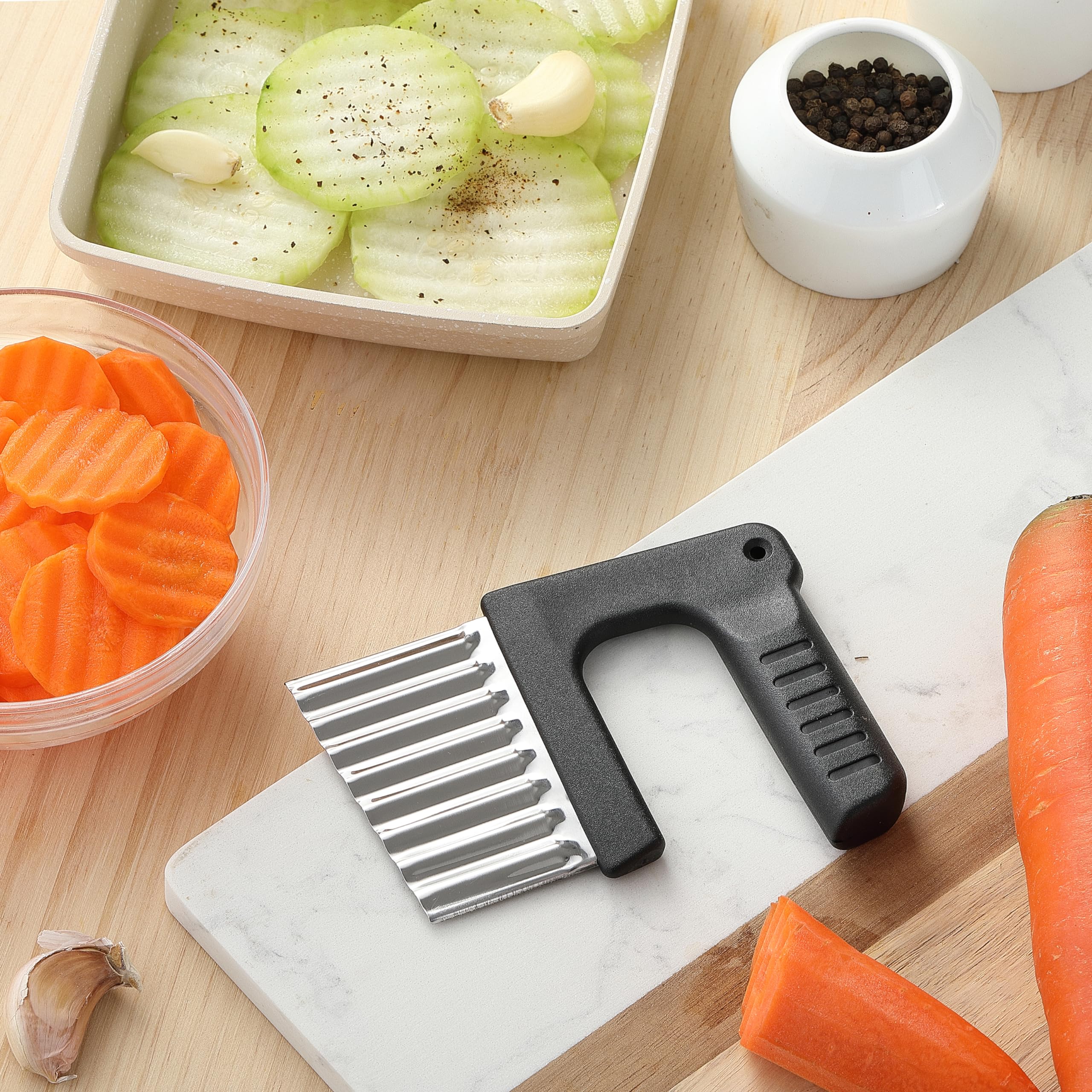 Crinkle Cutter for Veggies, JJOO Stainless Steel Crinkle Cut Knife for Potato Cucumber Carrot Fruit, French Fry Potato Slicer (Black, Dishwasher Safe)