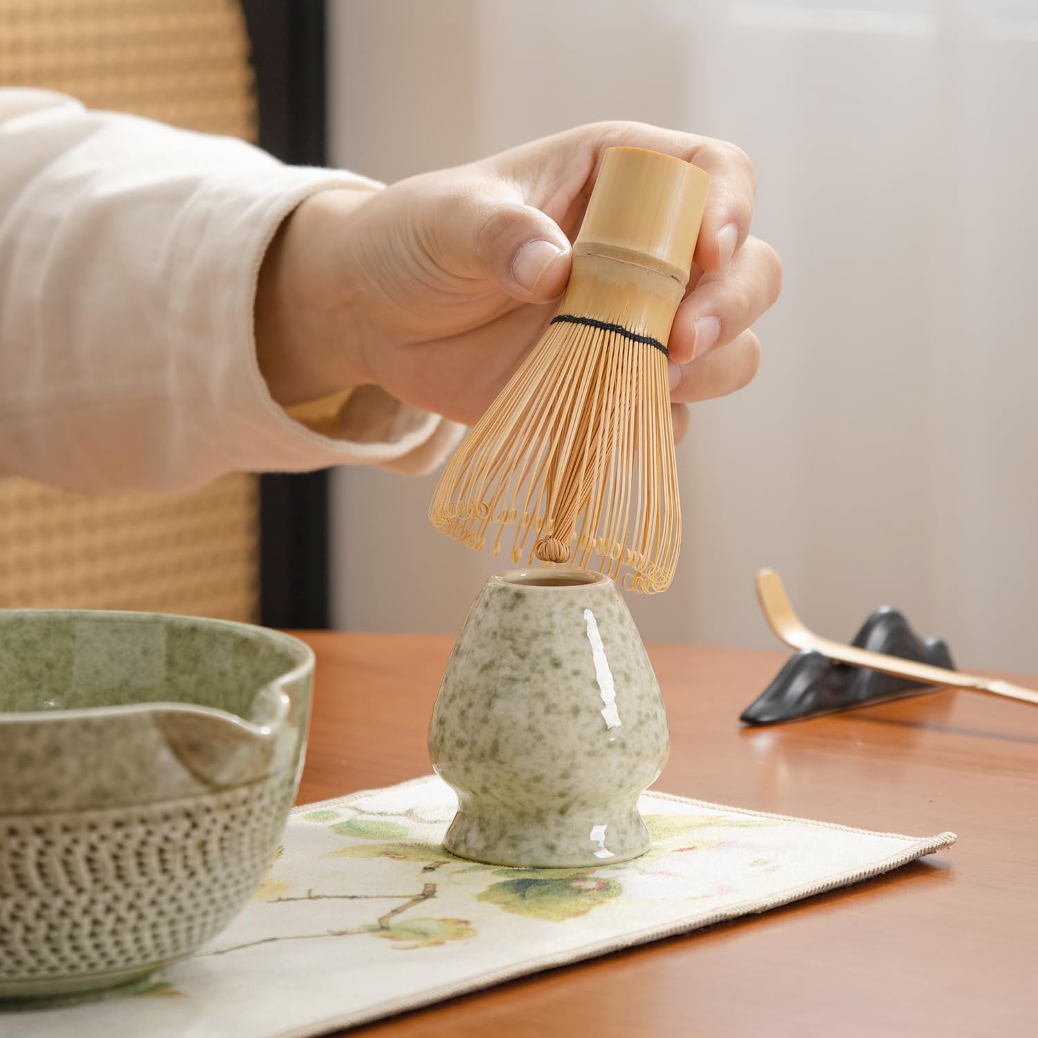 DWEHIXBUY Japanese Matcha Ceremony Accessory, Matcha Whisk, Traditional Scoop (Chashaku), Tea Spoon, Whisk Holder, 1 tea bowl, 1 tea siev, The Perfect Set to Prepare a Traditional Cup of Matcha.