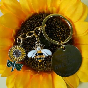 GiftoBi Sunflower Keychains Gifts for Women Sunflower Inspirational Keyring Friendship Sunflower Keychain Gifts Sunflower Key Chain for Women Men Bag Purse Wallet Handbags Backpack