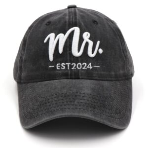 Mr and Mrs EST 2024 Hats for Men Women, Bride Groom Hat 3D Embroidered Baseball Cap Newlywed Honeymoon Wedding Gifts for Couples