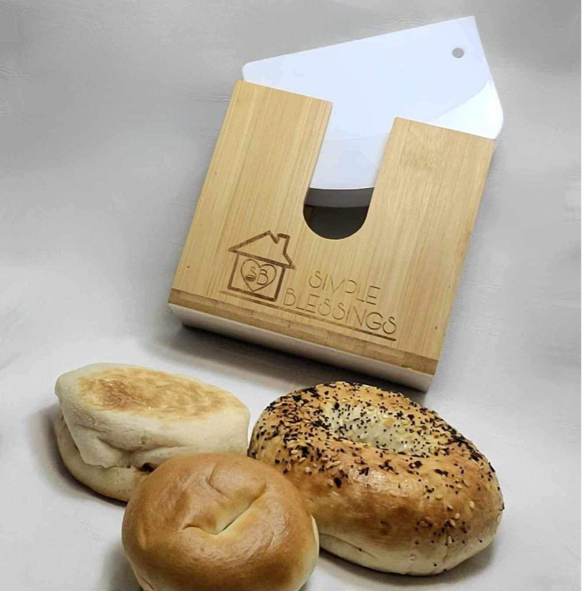 Bagel Slicer for Small and Large Bagels - Bamboo Bread Slicer w/Two Plastic Inserts & Non-Slip Silicone Pad - Adjustable Bagel Cutter Slicer - Moisture Resistant & Thick Base Bagel Holder for Slicing