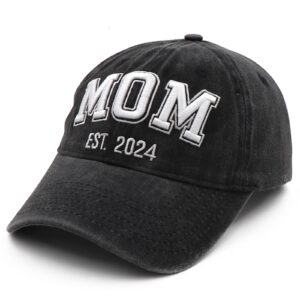 Hiwelove 2PCS Mom and Dad EST 2024 Hats for Men Women, Funny New Dad Mom Gifts Baseball Cap New Parents Gifts for Couples