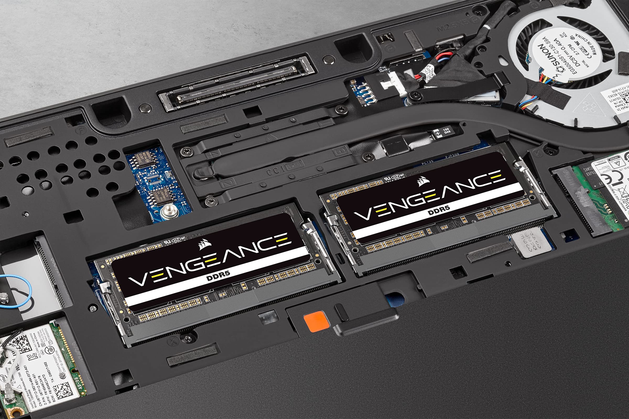 CORSAIR VENGEANCE SODIMM DDR5 RAM 32GB (2x16GB) 4800MHz CL40 Intel XMP iCUE Compatible Computer Memory - Black (CMSX32GX5M2A4800C40)