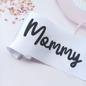 NEWHAPPYLAND Baby Shower Decorations Sash and Tinplate Badge Pins Mommy to Be and Daddy to Be Gender Reveal Party Favors