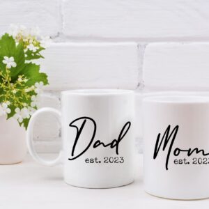 Tipit Drinkware Pregnancy Gift Est 2023 - New Parents Gifts Mommy and Daddy Est. 2023 11 Coffee Mug Gift Set,New to The Crew Romper (3M) - Top Mom and Dad Gift Set for New Parents to Be - Baby Shower