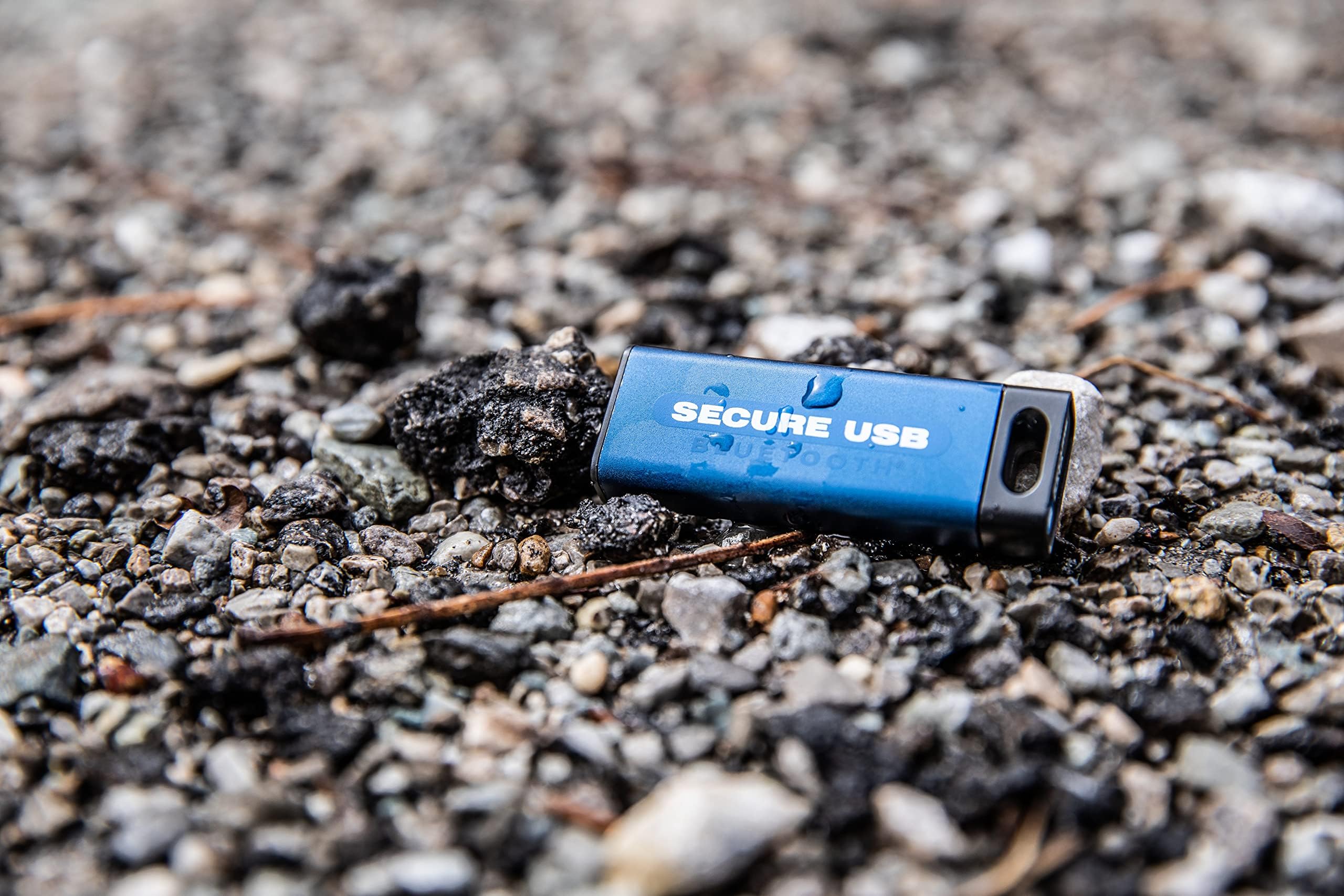 SecureData SecureUSB BT 32GB Hardware Encrypted USB 3.0 Flash Drive FIPS 140-2 Level 3 Unlock via Phone app TAA Compliant, CJIS, HIPAA, CMMC, GDPR Compliant, Works with Mac and Win Free AV