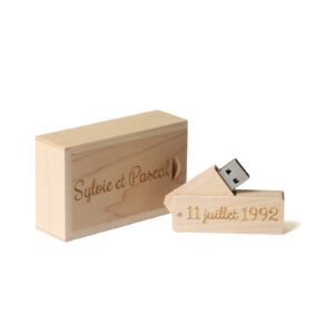 RXFSP Customized Gift Personalised Engraved USB 2.0 Flash Drive Memroy Stick, Personalised Gift Engraved Wooden USB Flash Drive for Wedding, Graduation, Birthday