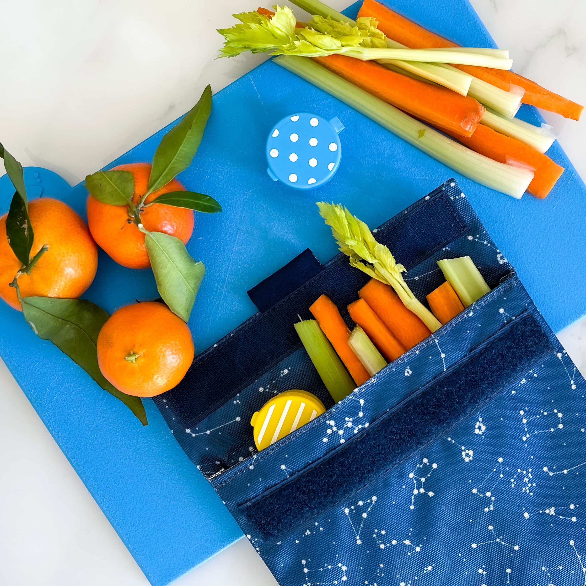 Yumbox Sandwich Bag/Snack Bag, Insulated, Reusable Fabric, Washable, Easy Touch and Pull Closure Food Safe, BPA Free, 8 x 7.5in - Starry Sky