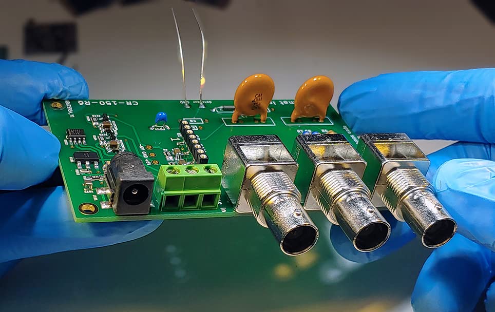 CR-150-R6 Evaluation Board for CR-11X Charge Sensitive preamplifier modules