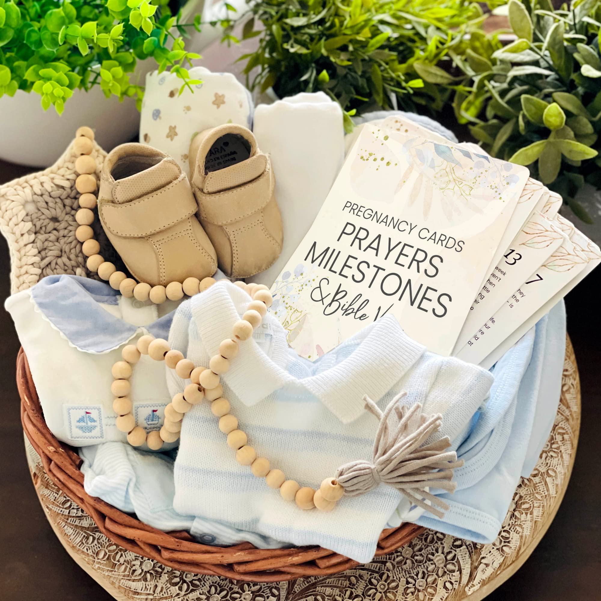 Lumont Trimester Pregnancy Must Haves - Essential Gift Set for First Time Moms, Healthy Pregnancy, Prayer Cards for Pregnant Women, Mama to Be, Expecting Parents Unique Gifts, Early Pregnancy Reveal