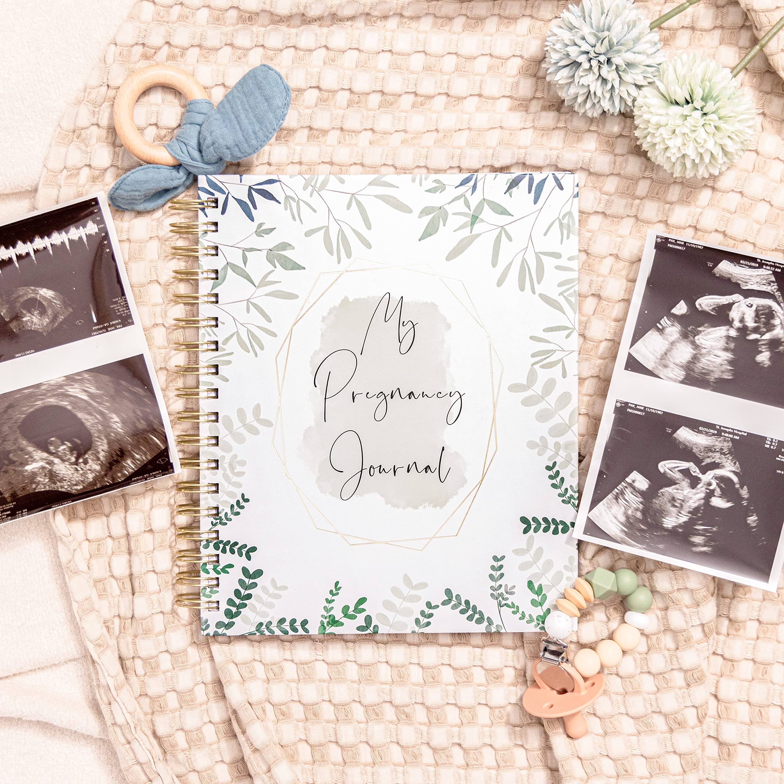 Pregnancy Journal Memory Book for Expecting Moms - Calendar for Pregnancy Planner - Weekly Monthly Organizer to Track Milestones - Hardcover with Keepsake Pocket - Gift for First Time Moms