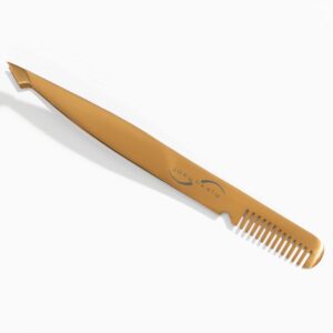 Joey Healy Pro Sculpting Tweezer, Pro-Performance Brow Tool, Steel Slanted and Pointed Tips for Precise Brow Shaping, Protective Travel Case