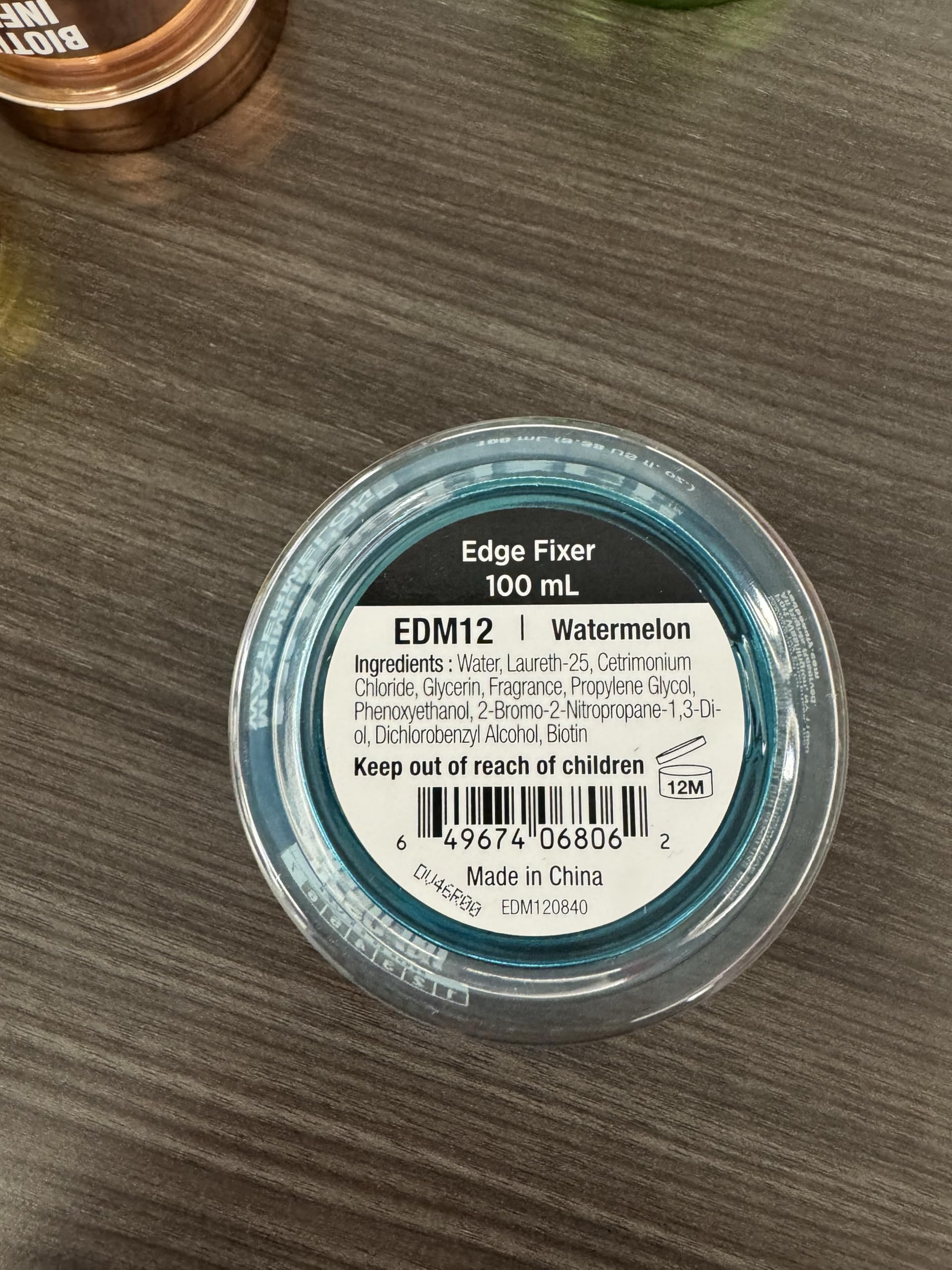 Red by Kiss Edge Fixer Hair Shine Gel, 24 Hour Max Hold, Non-Flaking, Biotin B7 Infused, Natural Styling, Professional Edge Control Wax, Perfect for Braiding (Watermelon)