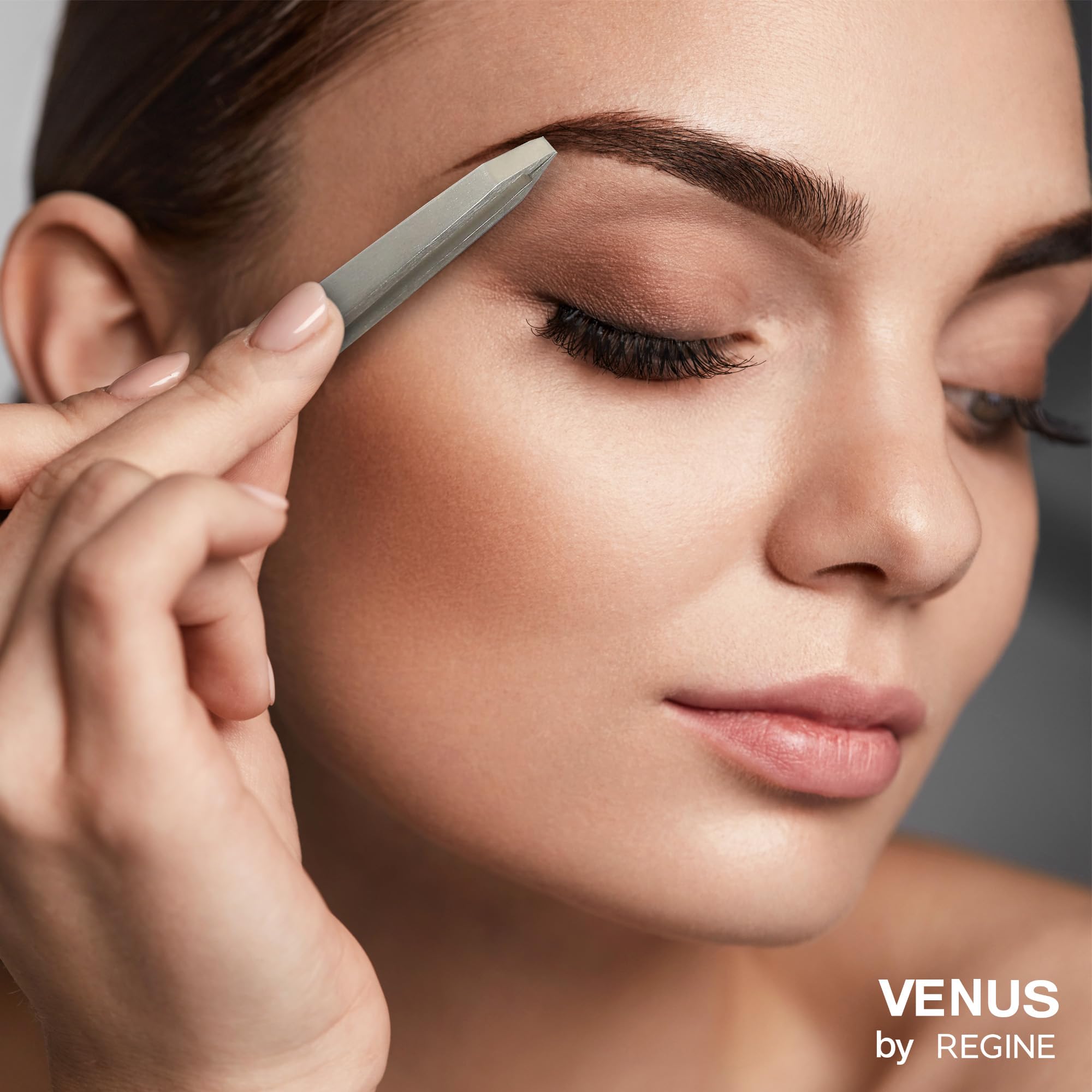 Venus by Regine Slant Tweezers, Handmade Tweezers for Women, Precise Tweezers for Men, Eyebrow Tweezers for Women, 25-Degree Angle for Shaping Eyebrows & Grooming Contours of Face (Stainless Steel)