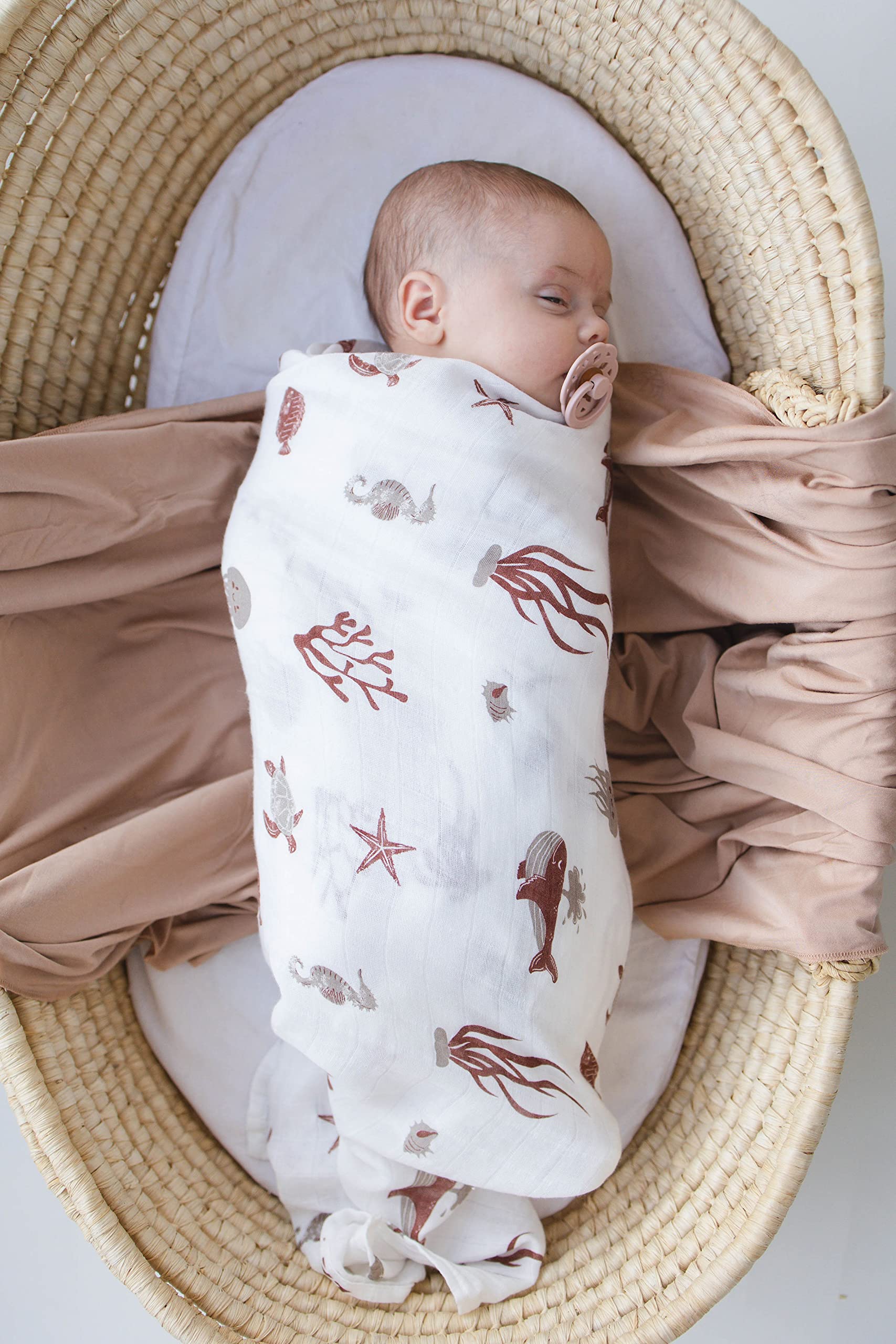 Leyl&Ari Muslin Swaddle Blanket | Receiving Blanket for Boys Girls (Under The Sea Friends)