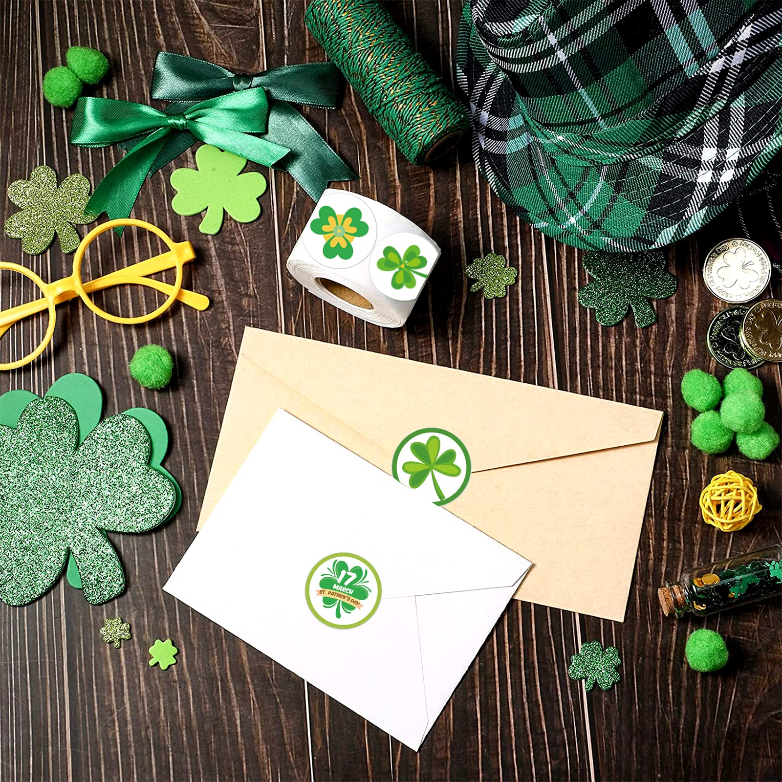 500Pcs St. Patrick's Day Sticker Lucky Shamrock Clover Hat Irish Decor Self Adhesive Irish Labels for Cards, Envelopes, Gifts Leprechaun Party Decoration Supplies