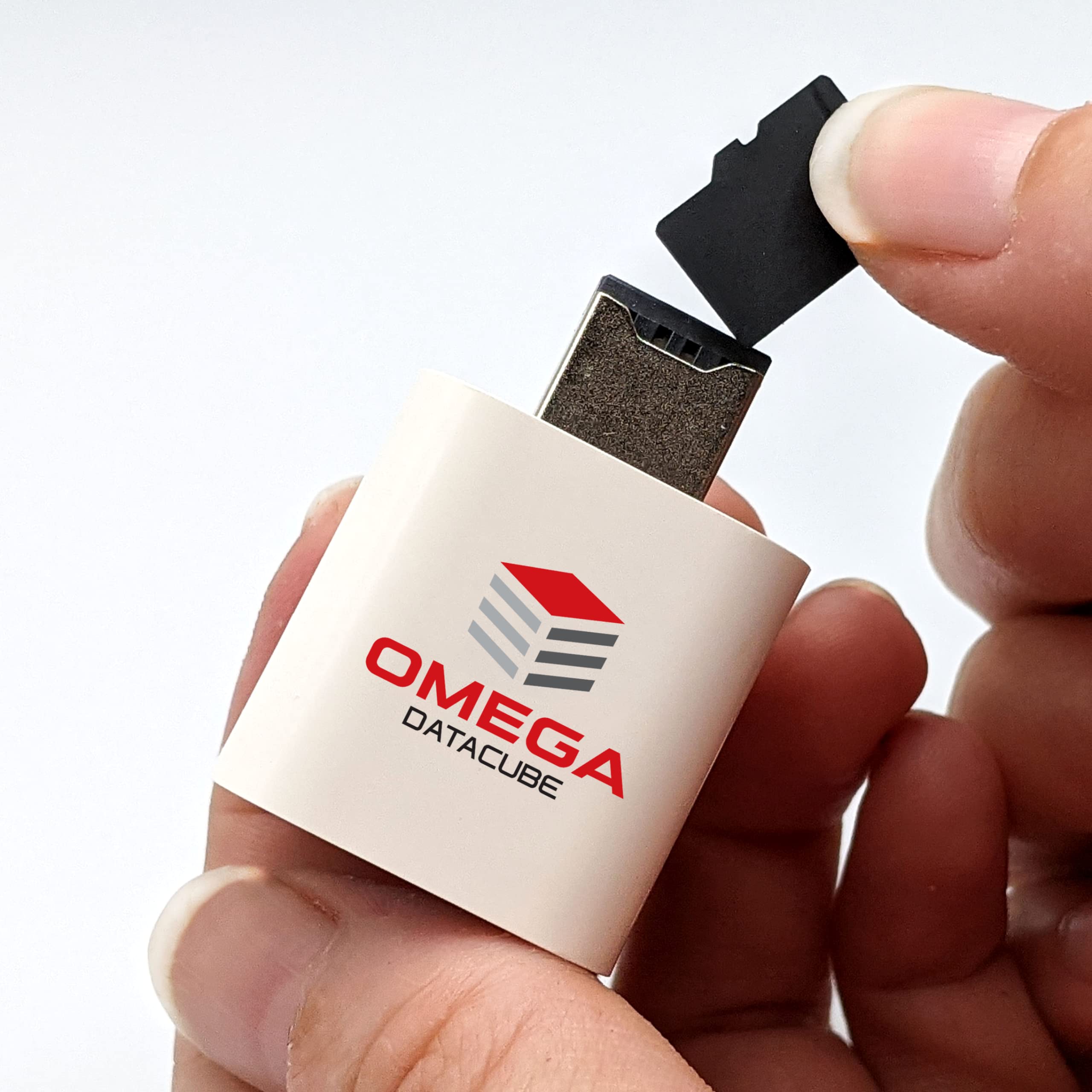 Omega DataCube 32GB - Photo and Video Backup